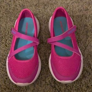 Girls shoes sketchers size 13 1/2